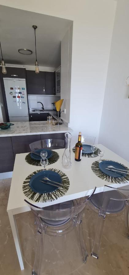 Small Oasis - Appartement 6 Personnes Manilva Εξωτερικό φωτογραφία